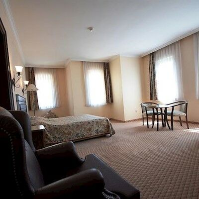 Montania Town Hotel Mudanya บูร์ซา ภายนอก รูปภาพ