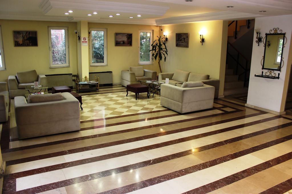 Montania Town Hotel Mudanya บูร์ซา ภายนอก รูปภาพ